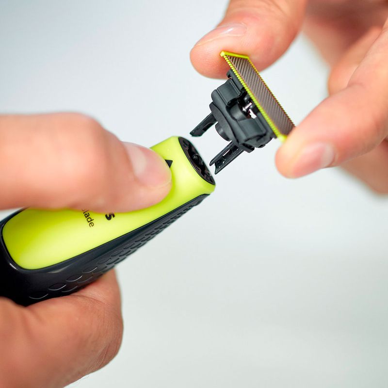 Cuidado-Personal-Afeitada_OneBlade_Pasteur_1253020_caja_05
