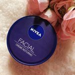 Cuidado-Personal-Hidratantes_Nivea_Pasteur_034033_pote_05