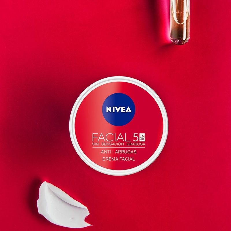 Cuidado-Personal-Anti-edad_Nivea_Pasteur_034842_pote_03